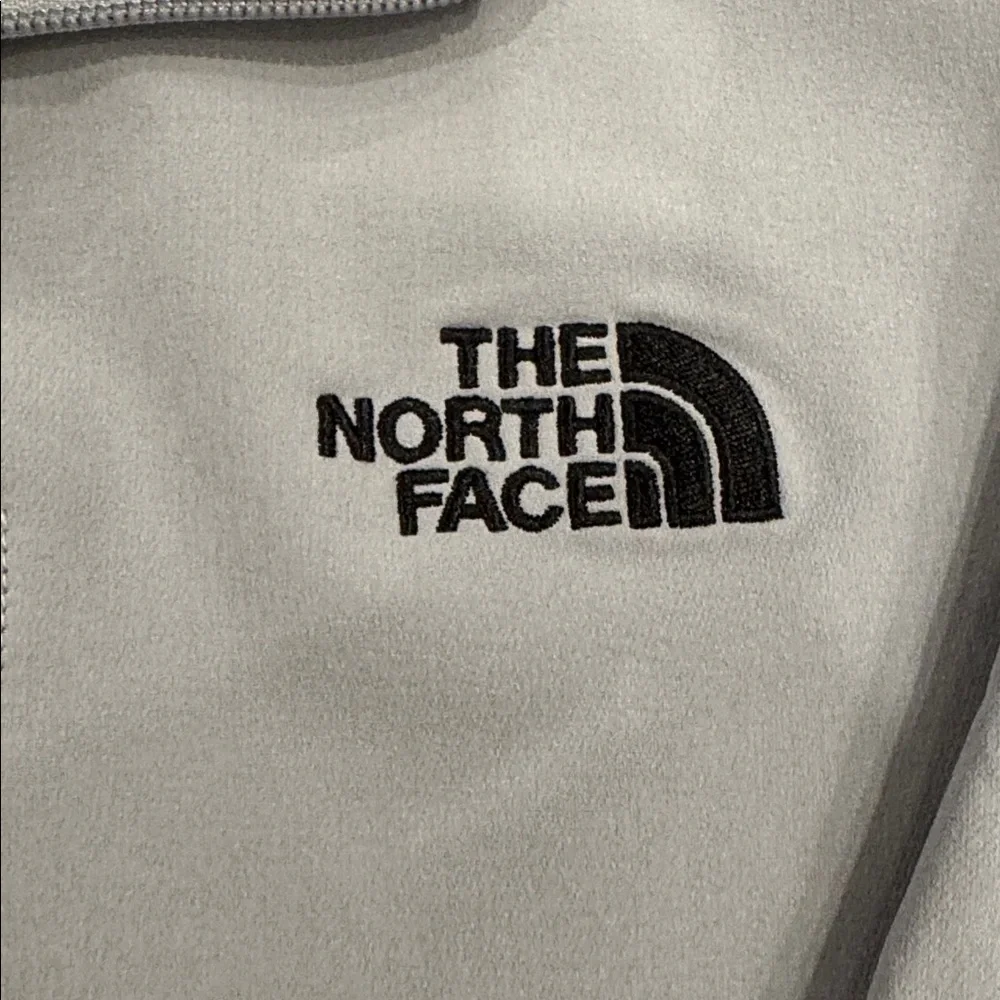 The North Face Men's Light Gray Performance Jacket - Picture 3 of 3